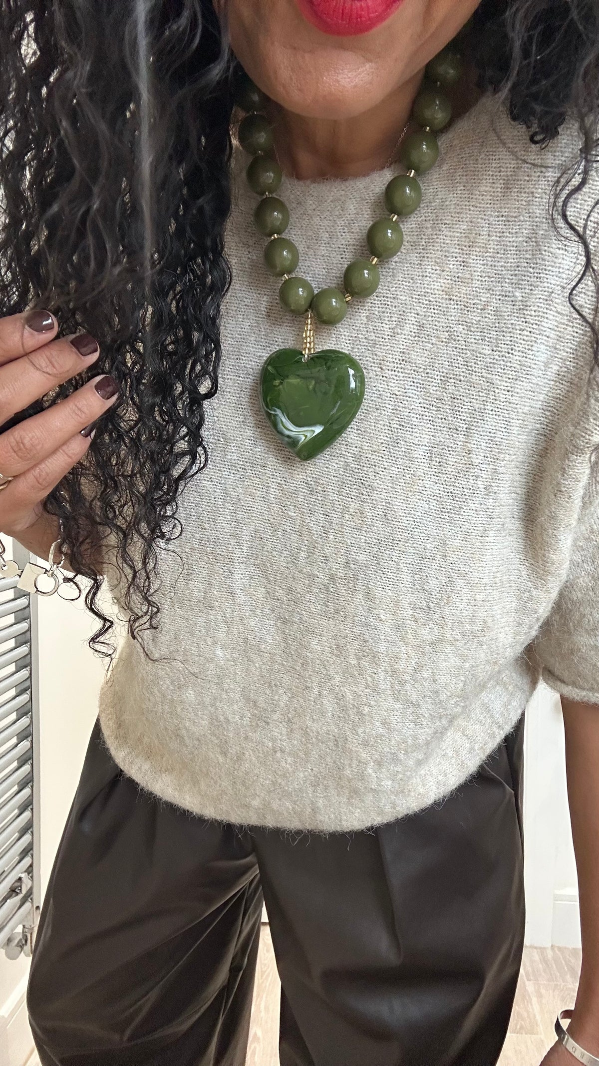 HEART PENDANT NECKLACE KHAKI*New