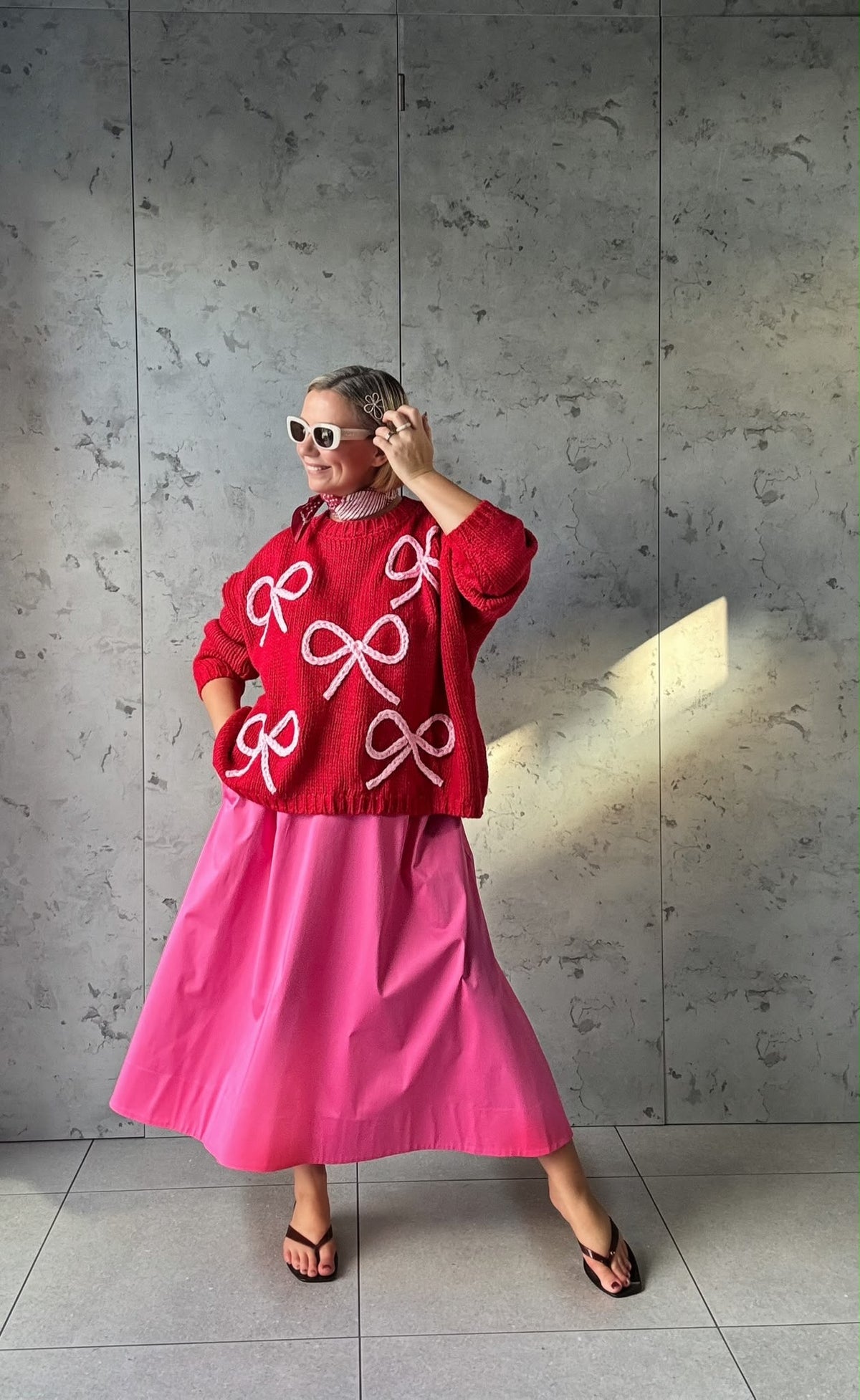 ALEX RIBBON BOW 🎀 OVERSIZED JUMPER CHERRY RED & PINK BOWS