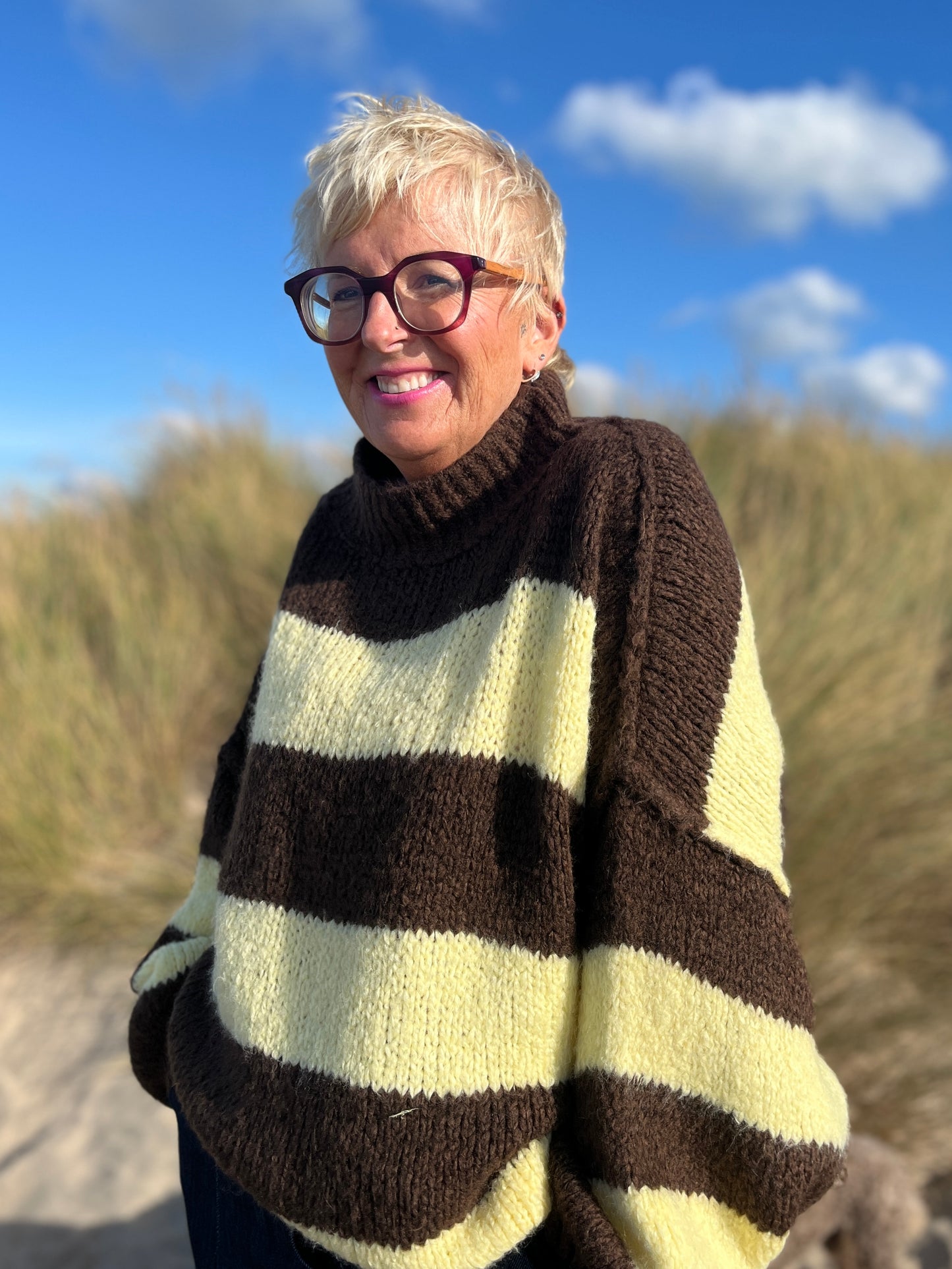 ALEX STRIPED RAW EDGE BALLOON SLEEVED JUMPER CHOCOLATE BROWN & YELLOW *New