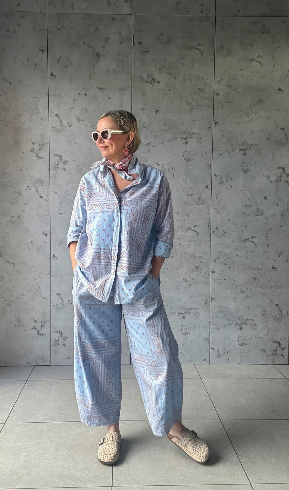 BANDANNA PRINT SHIRT POWDER BLUE  *New