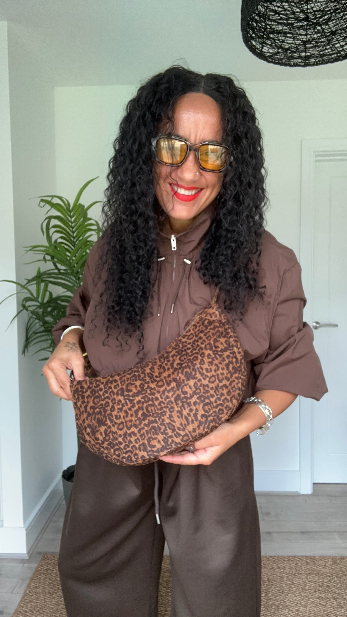 MILLIE LEOPARD MOON BAG LIGHT BROWN LEOPARD  *New