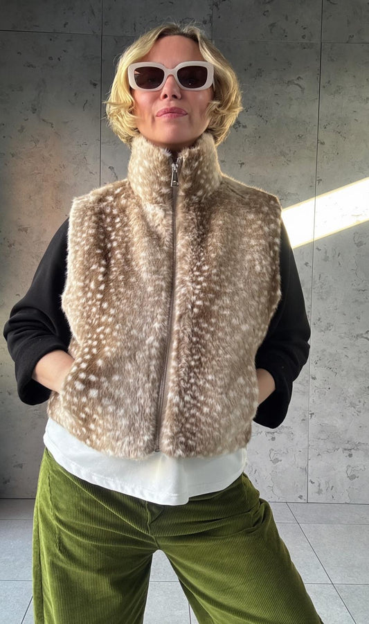 REINDEER PRINT GILET BEIGE *New