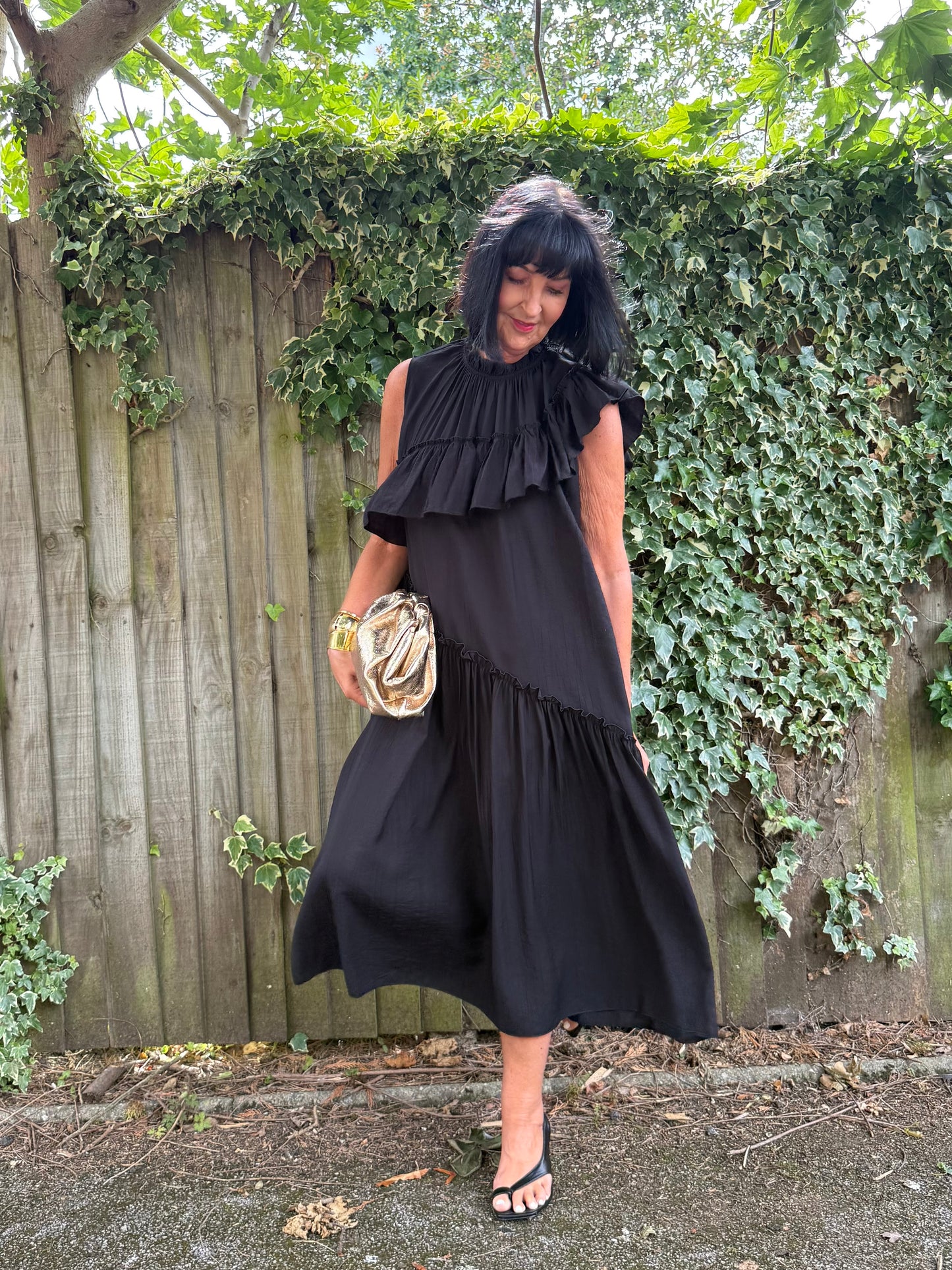 FLOWETRY FRILL MAXI DRESS BLACK *New