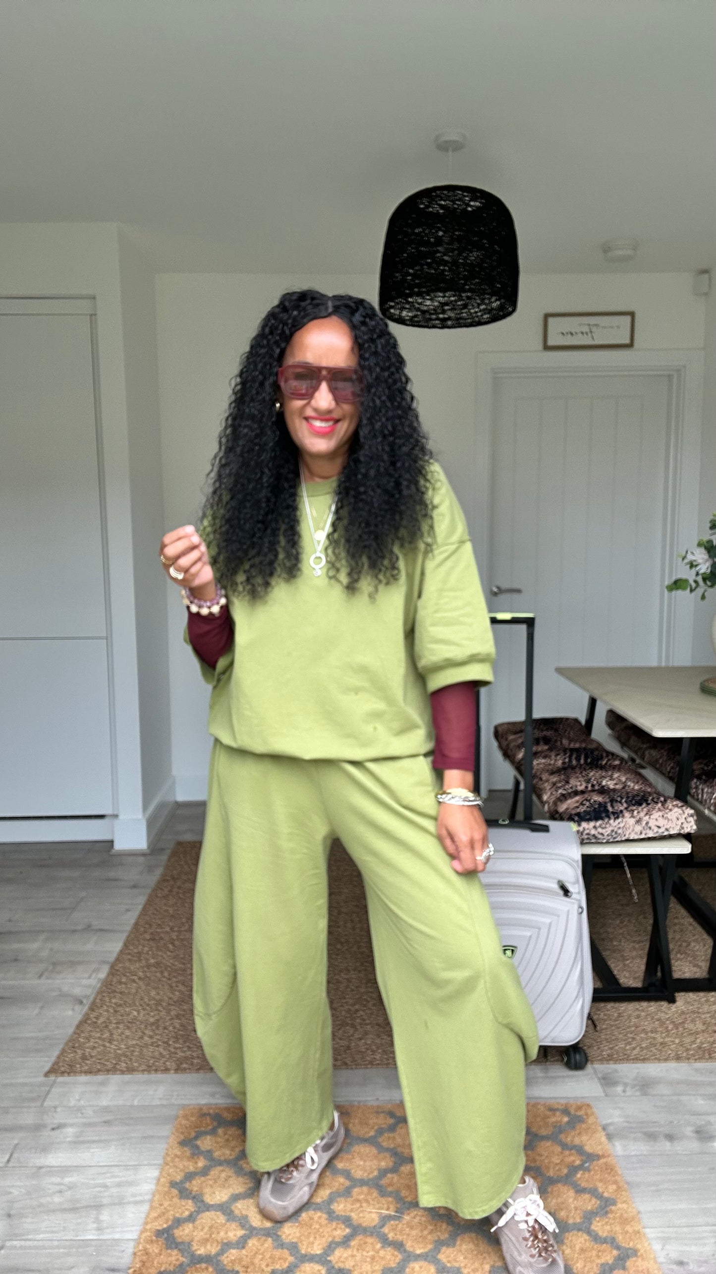 DEBORAH SWEAT TOP LIME GREEN *NEW