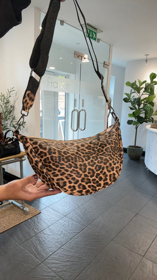 LEOPARD MOON CROSSBODY BAG *New