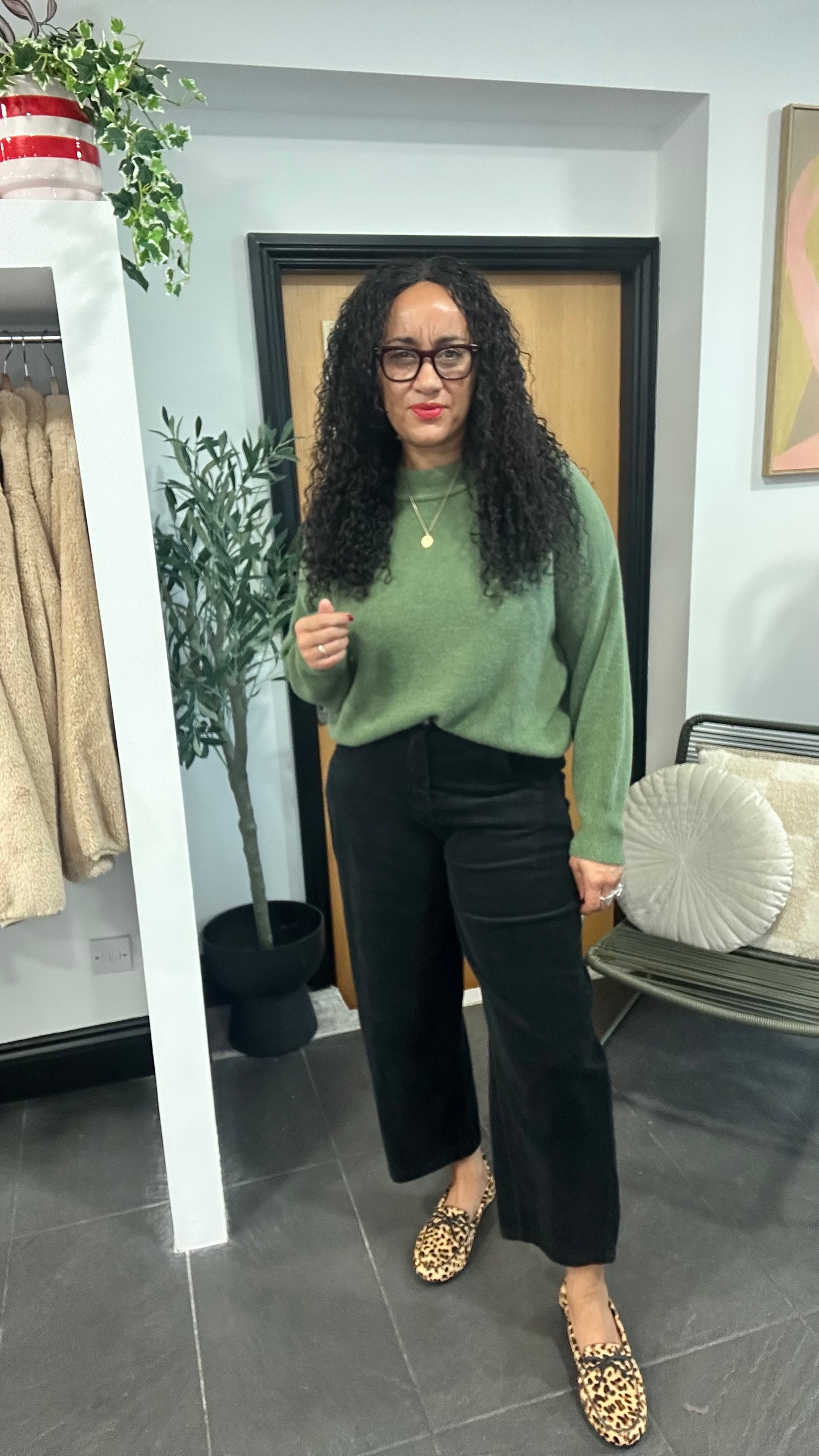 GRASMERE CORDUROY TAPERED BARREL LEG TROUSERS BLACK *NEW