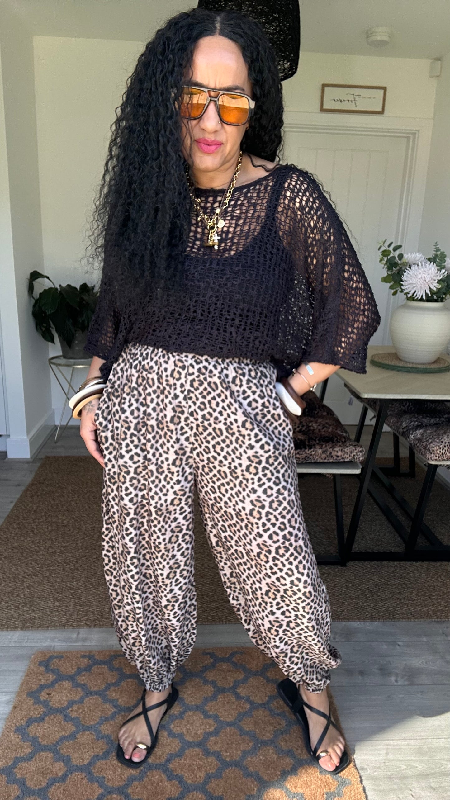 GLYN CROCHET TOP BLACK *New