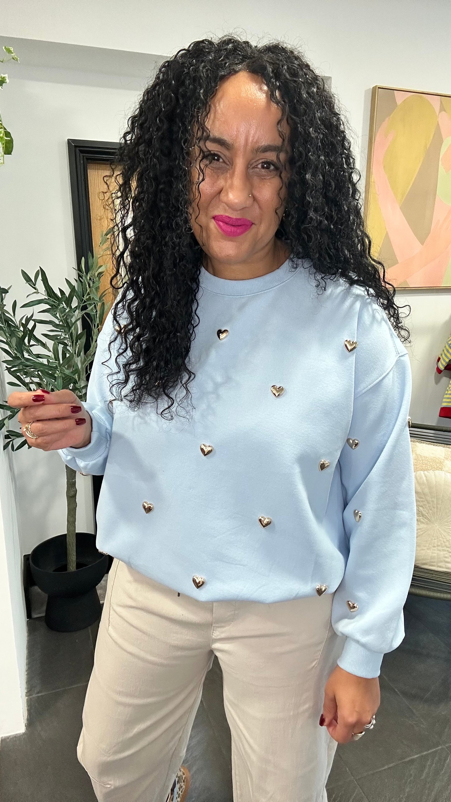 SALE HEART DETAIL SWEATSHIRT SKY BLUE