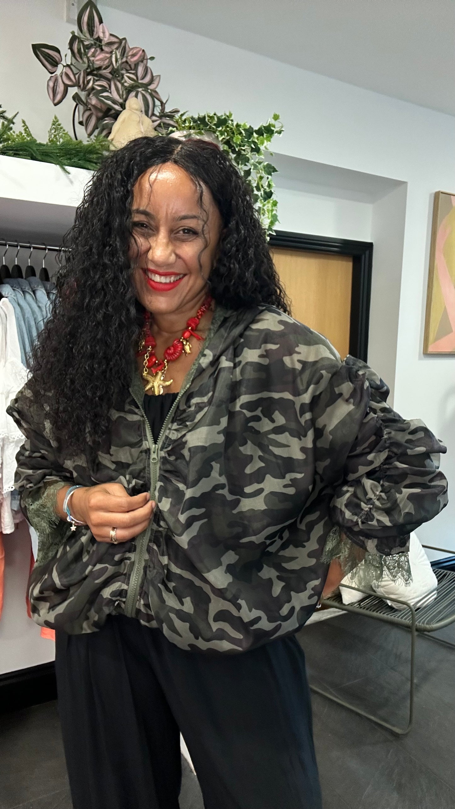 LUXE TERRAIN CAMOUFLAGE LACE FRILL SLEEVE JACKET *New