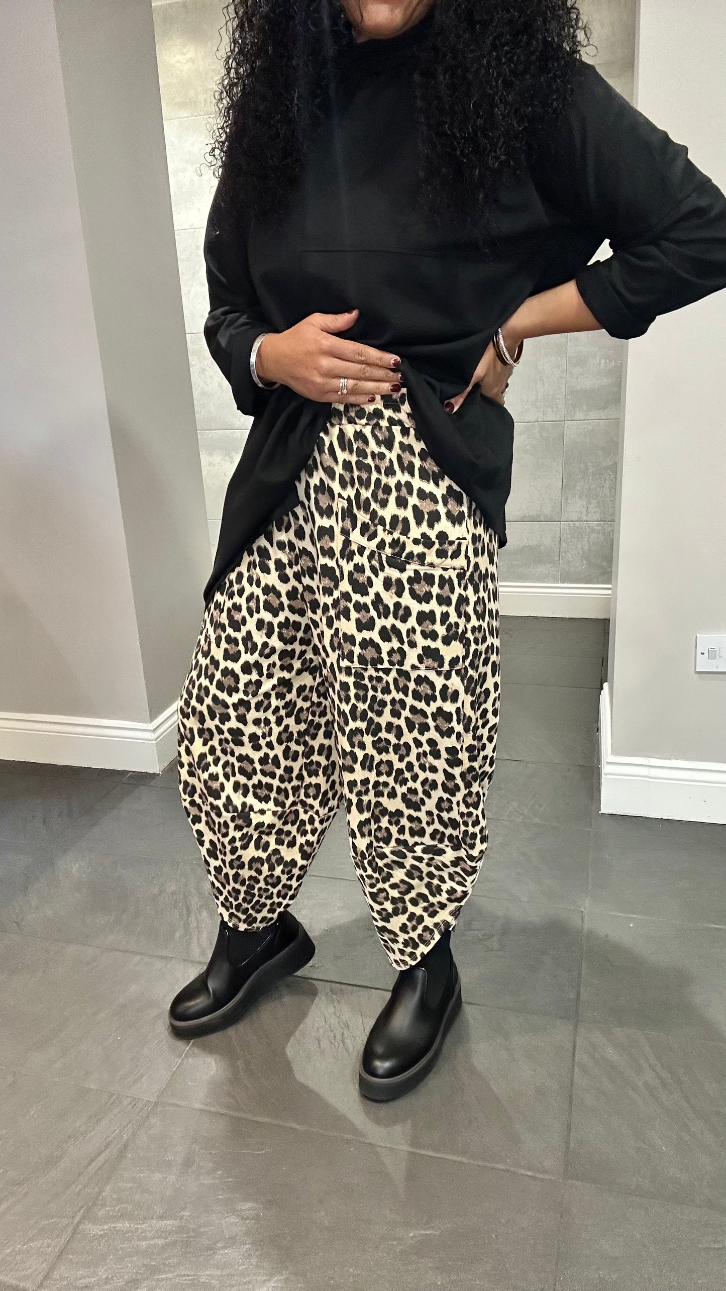 DEBORAH CHEETAH LEOPARD BALLOON TROUSERS *New