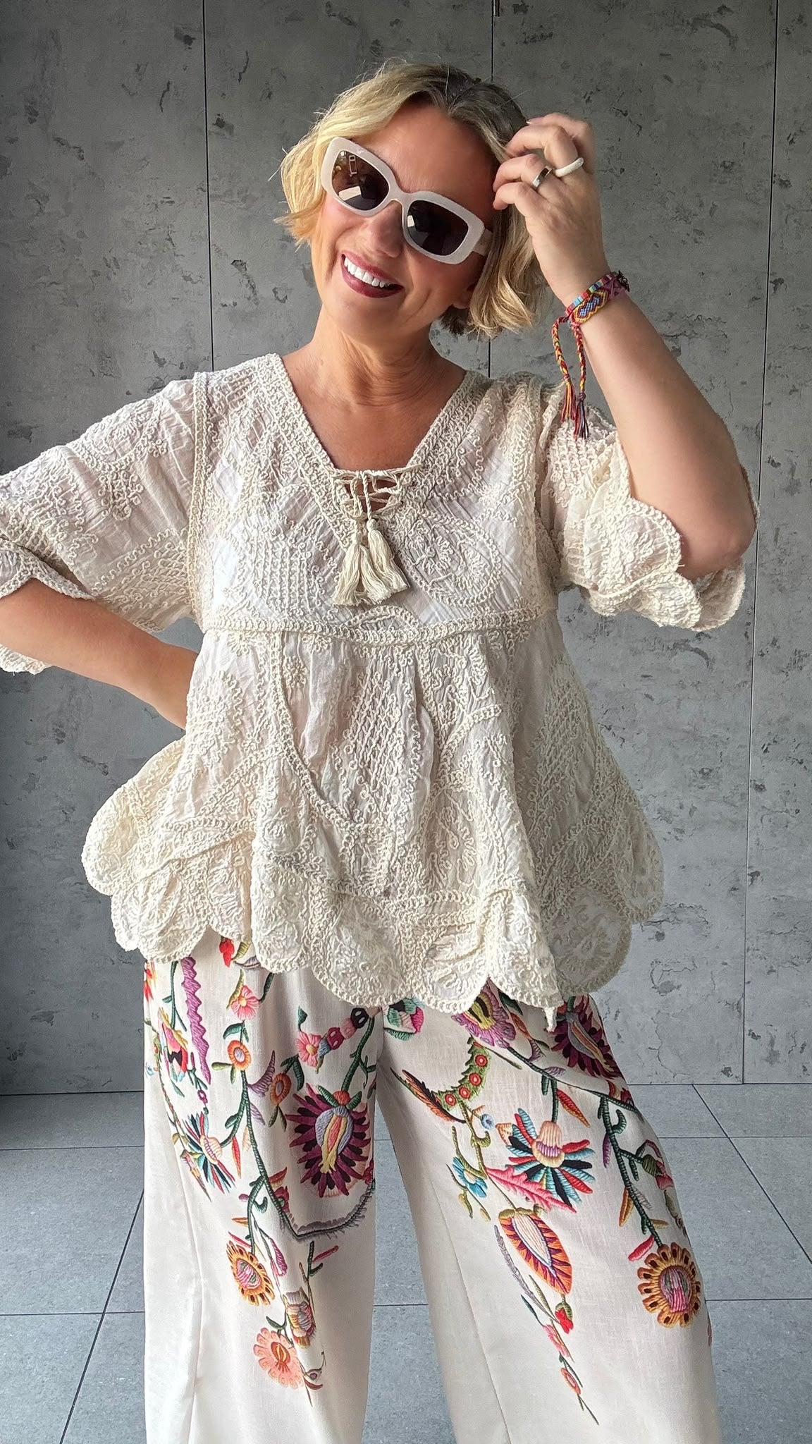 CHEVELLE BOHEMIAN EMBROIDERED TOP IVORY *New