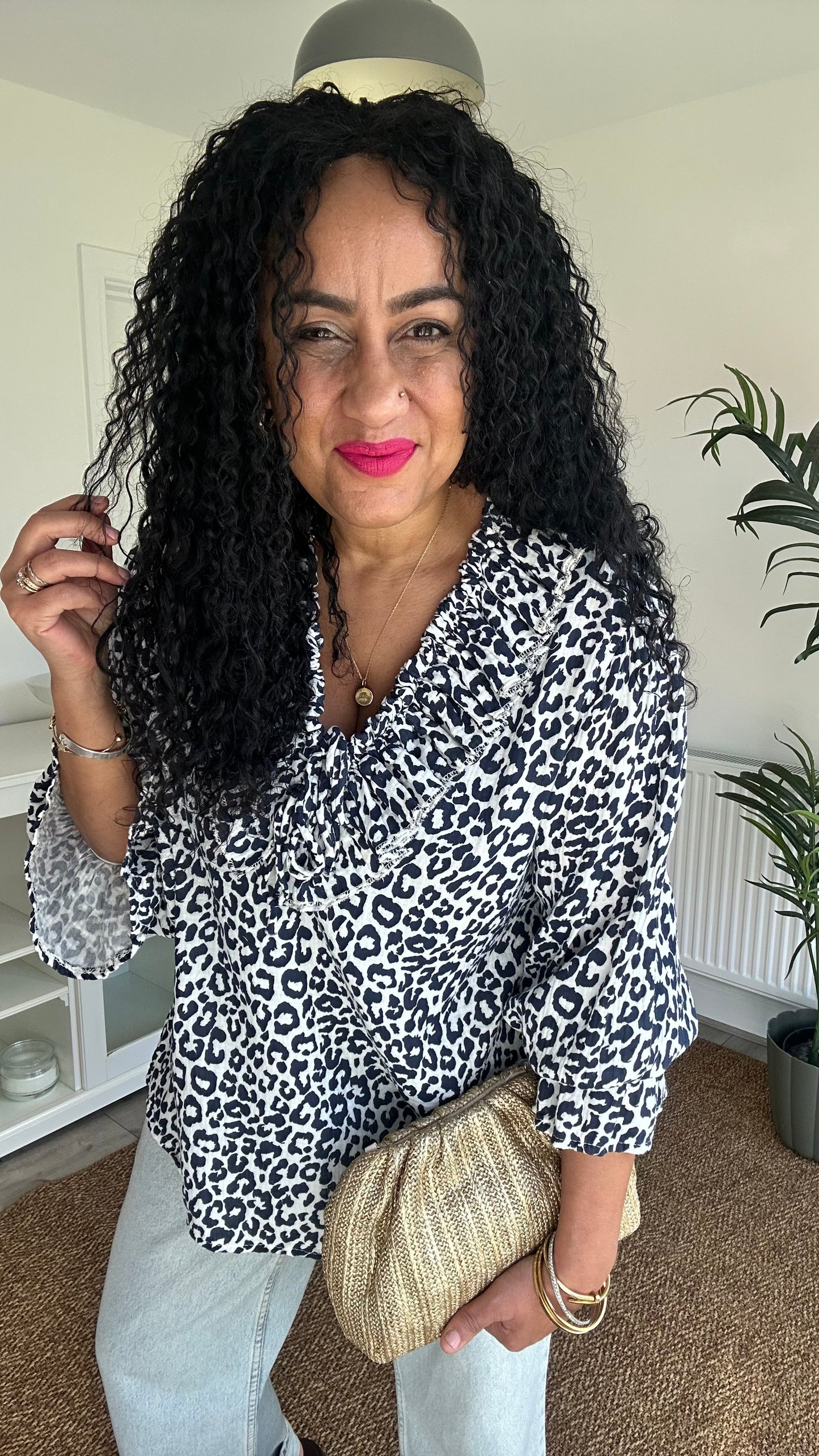 SALE TYRA RUFFLE BLOUSE LEOPARD BLUE