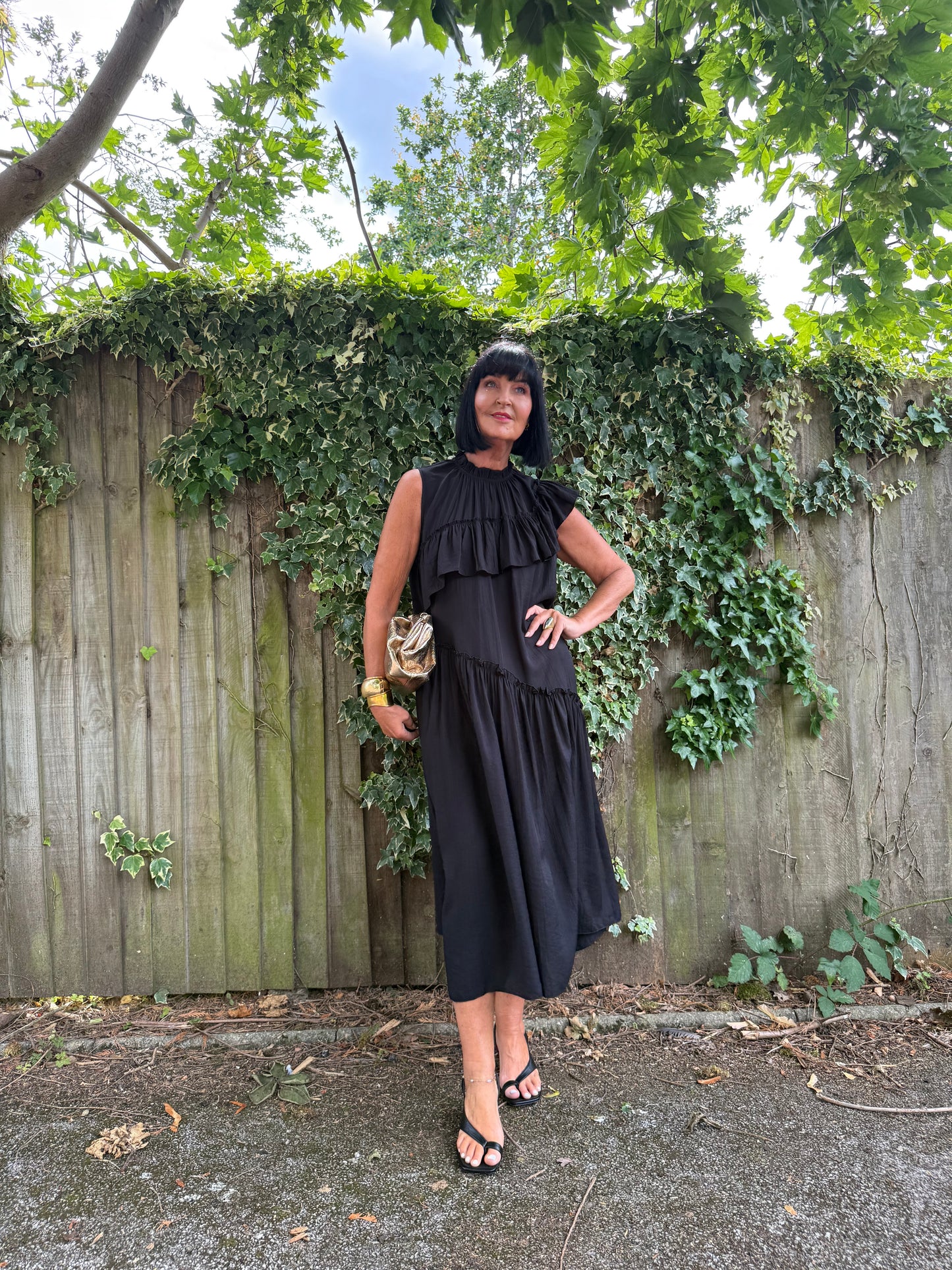 FLOWETRY FRILL MAXI DRESS BLACK *New