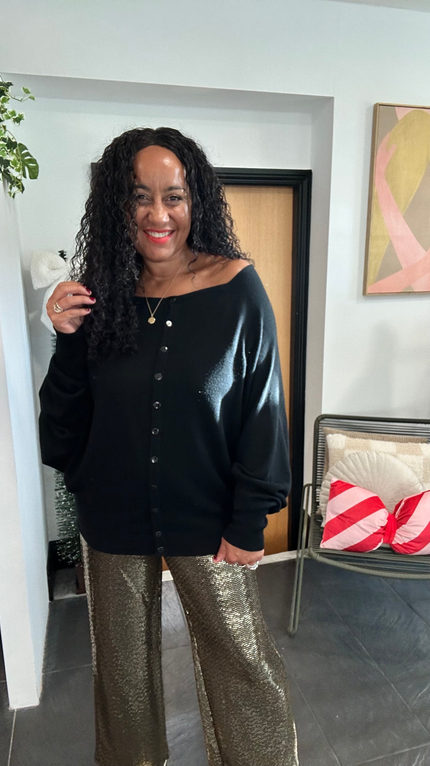 MULTIFUNCTIONAL BUTTON BACK BATWING TOP BLACK *New