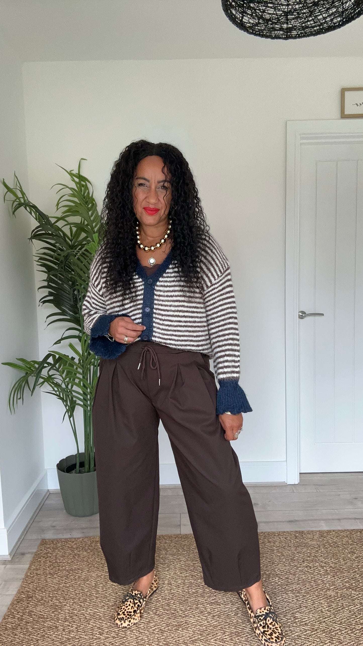 SIMBA BARREL LEG TROUSERS BROWN *New