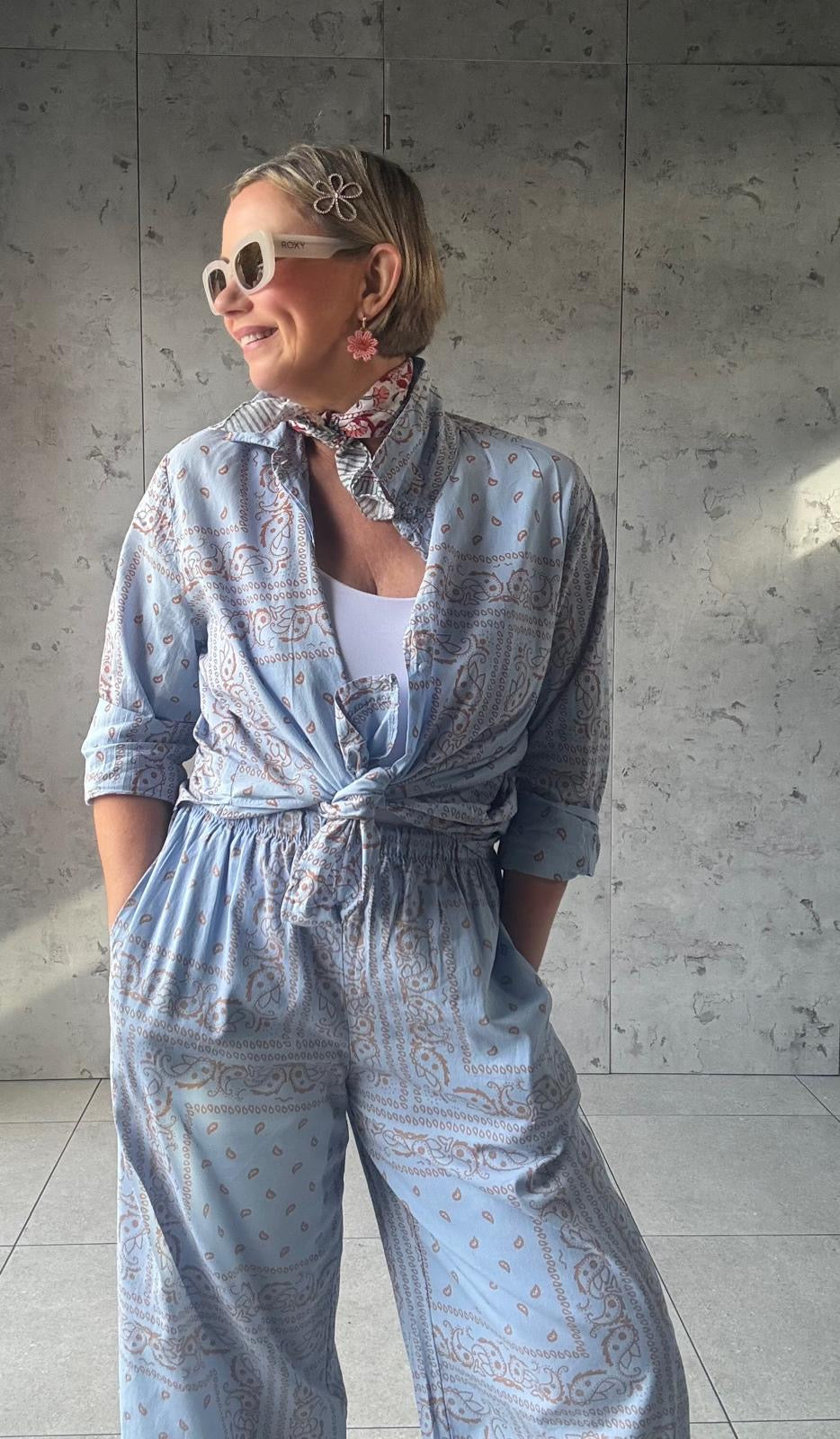 BANDANNA PRINT SHIRT POWDER BLUE  *New