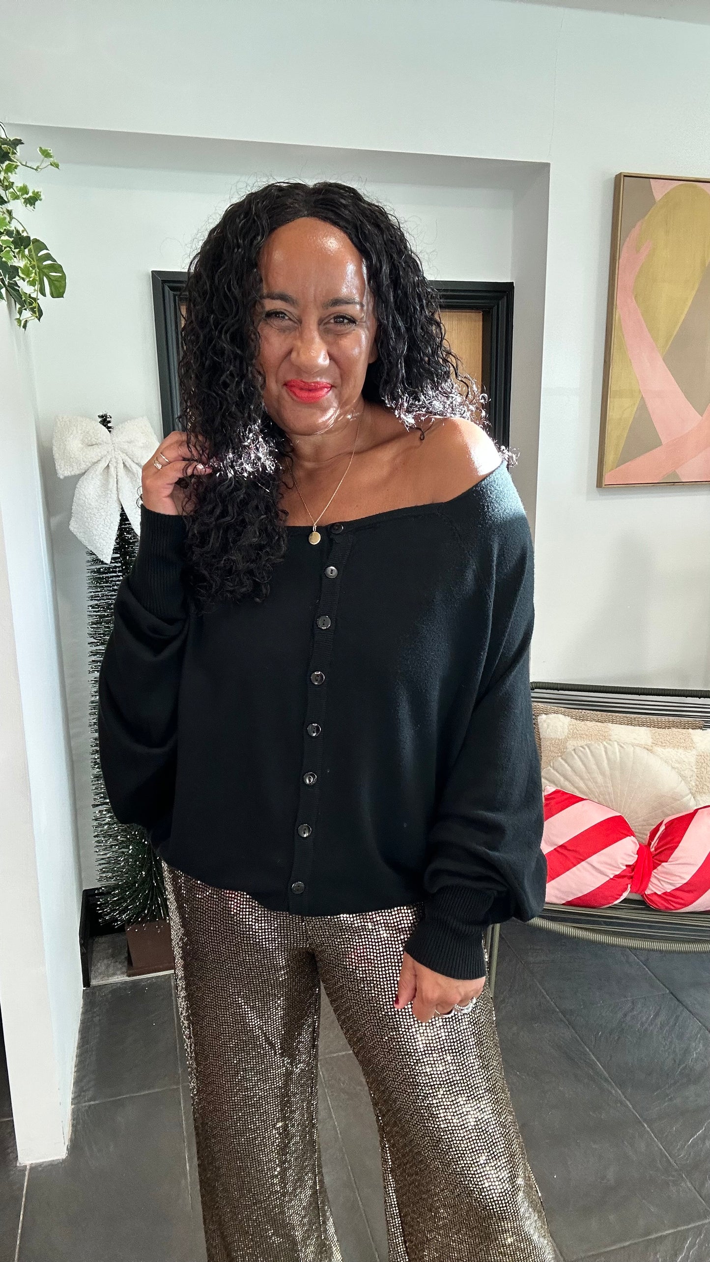 MULTIFUNCTIONAL BUTTON BACK BATWING TOP BLACK *New