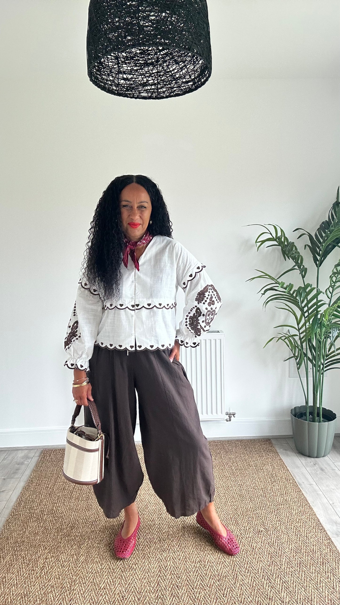 JACEN EMBROIDERY BOHEMIAN SLEEVED BLOUSE BROWN *New