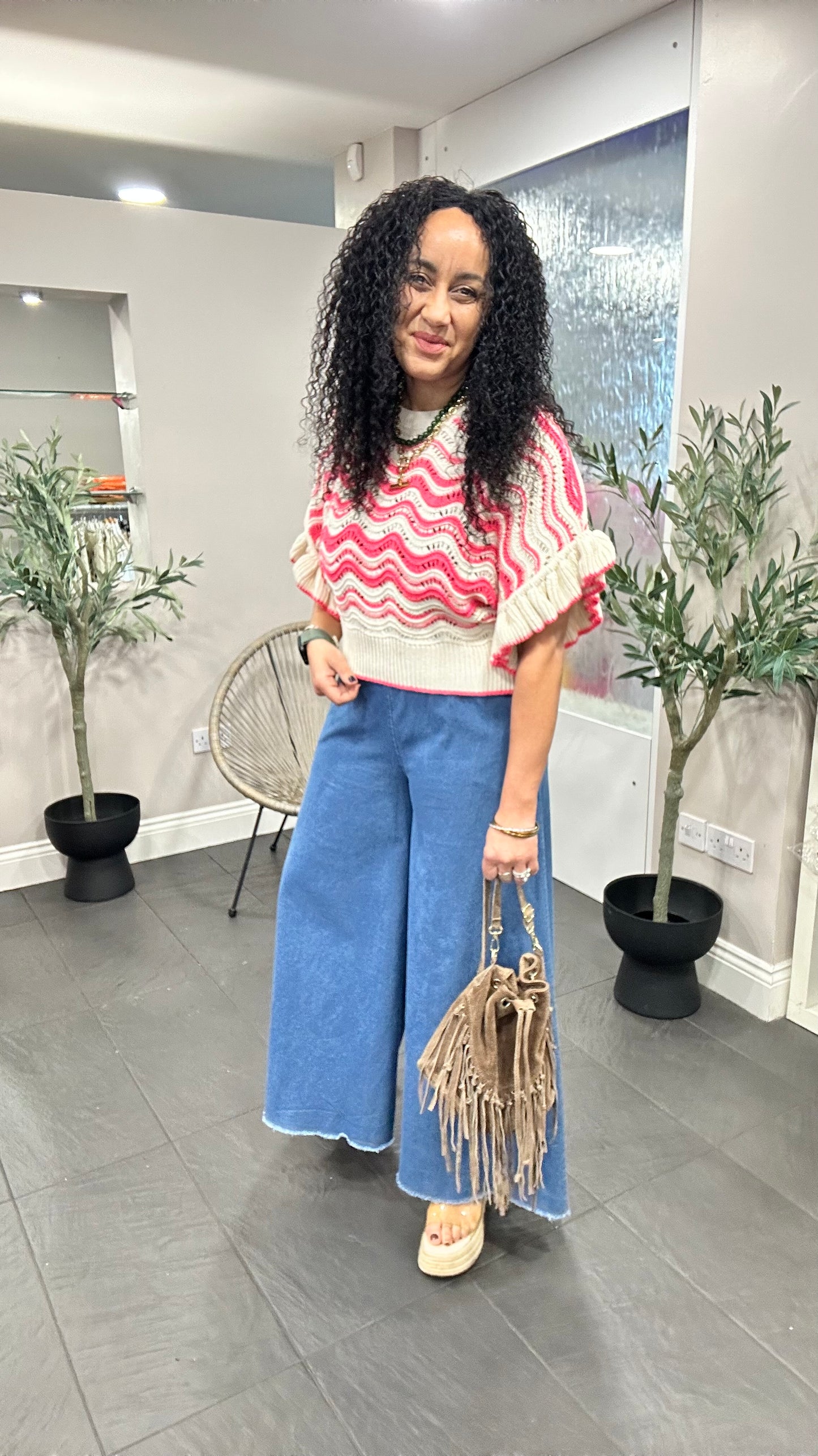 SALE WAVERTREE FRILL SLEEVE CROCHET KNITWEAR CORAL