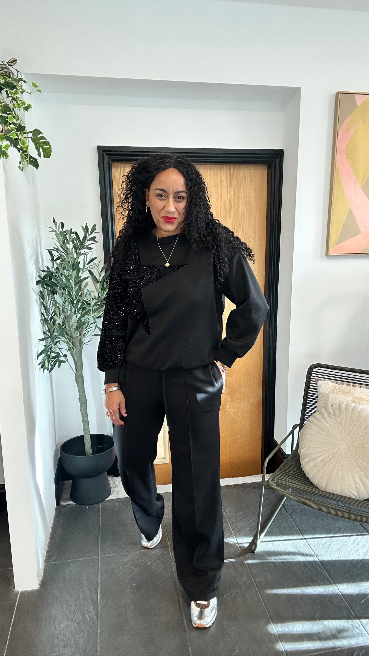 SHELBY SEQUIN STAR LOUNGEWEAR SET BLACK *New