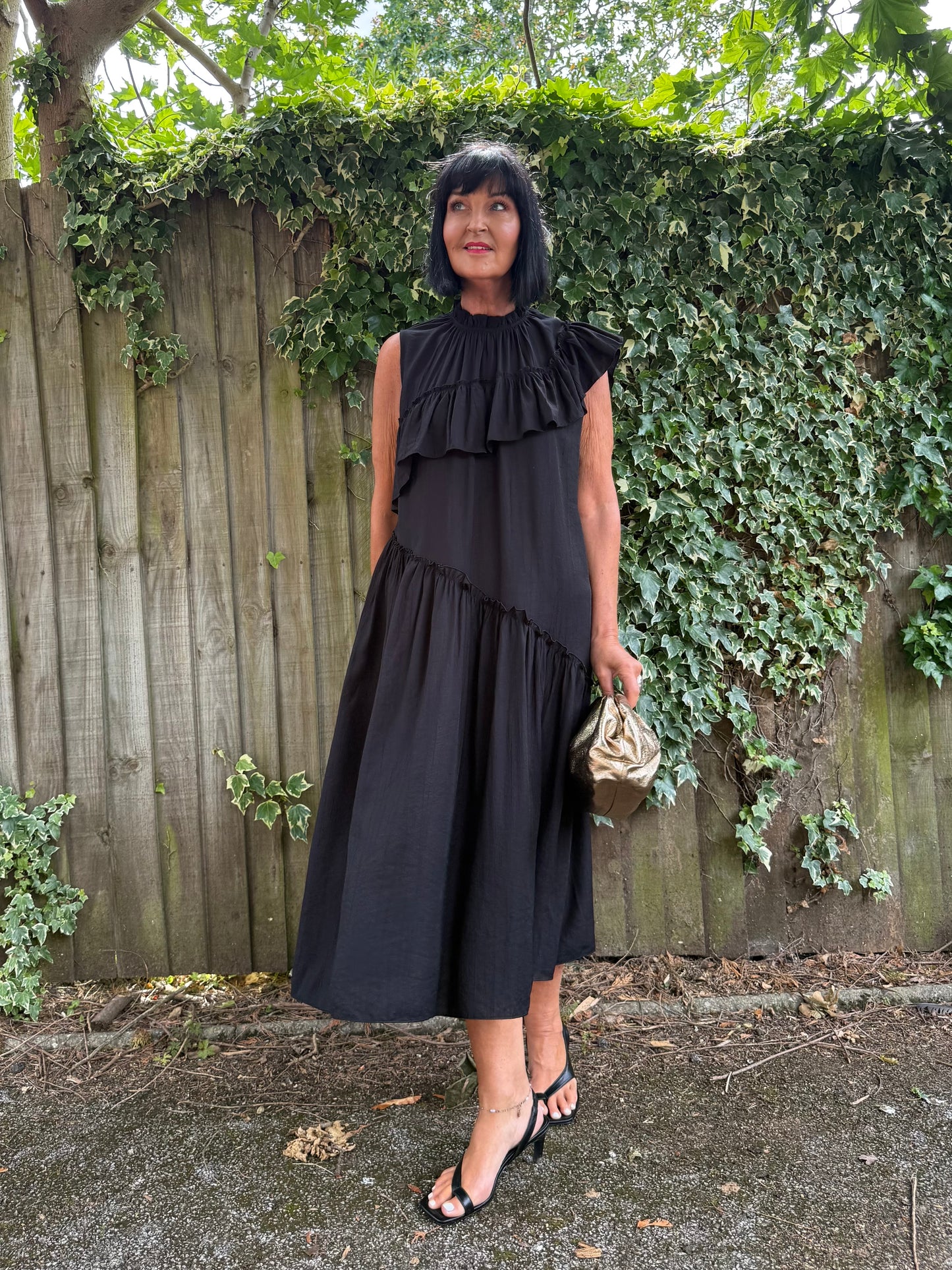 FLOWETRY FRILL MAXI DRESS BLACK *New