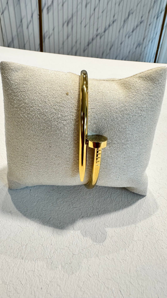 STRENGTH & RESILIENCE BRACELET GOLD *New