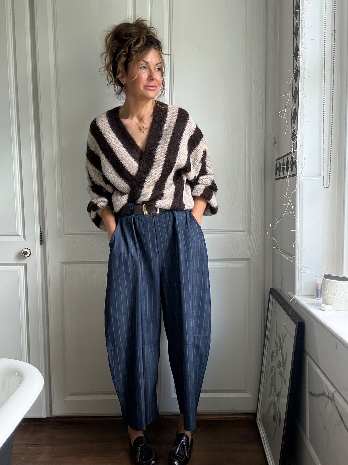 VESA STRIPE CARDIGAN CREAM & BROWN *New