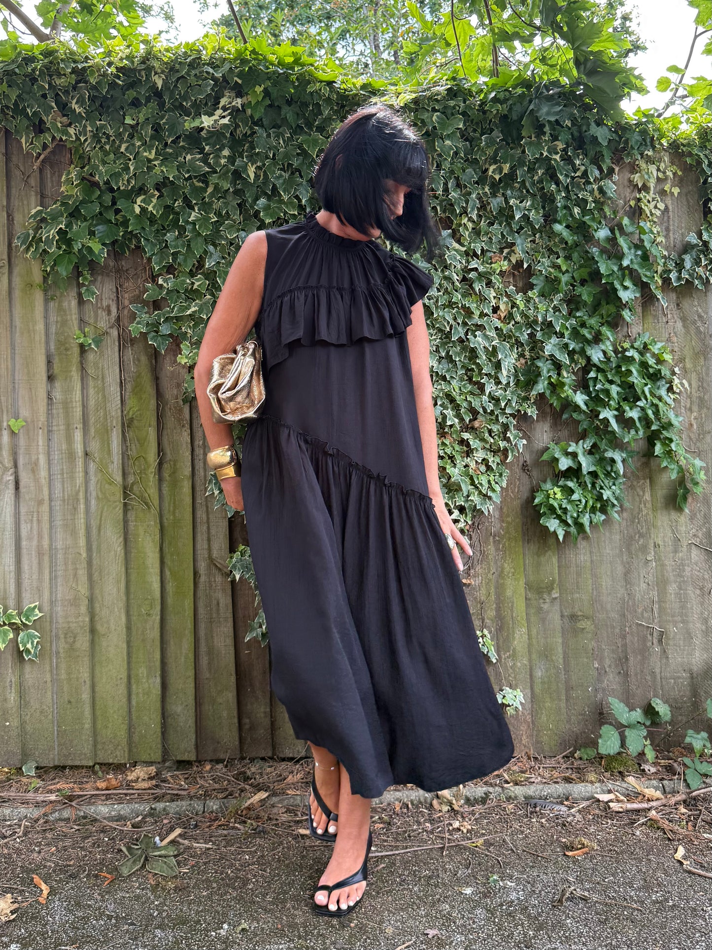 FLOWETRY FRILL MAXI DRESS BLACK *New