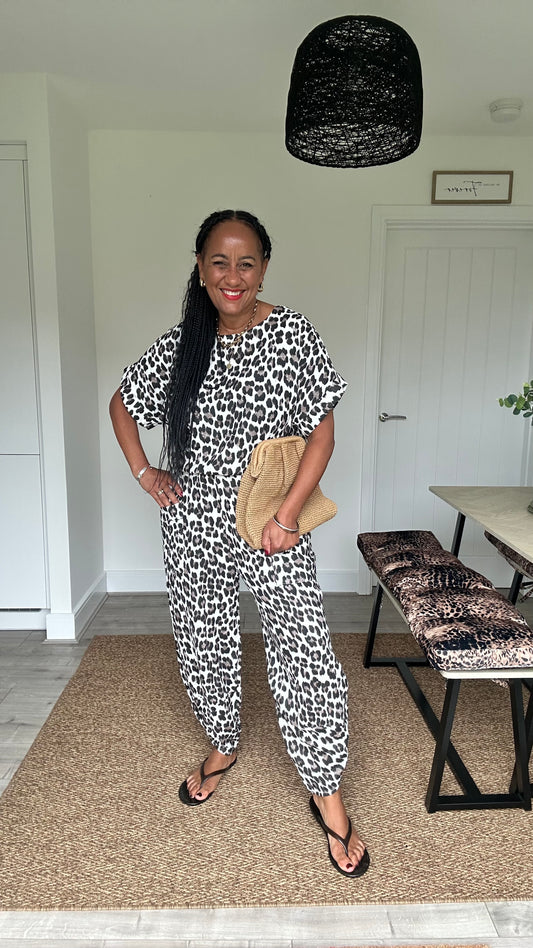 FRUITELLA LUXE LEOPARD BARREL LEG TROUSERS TRADITIONAL LEOPARD *New