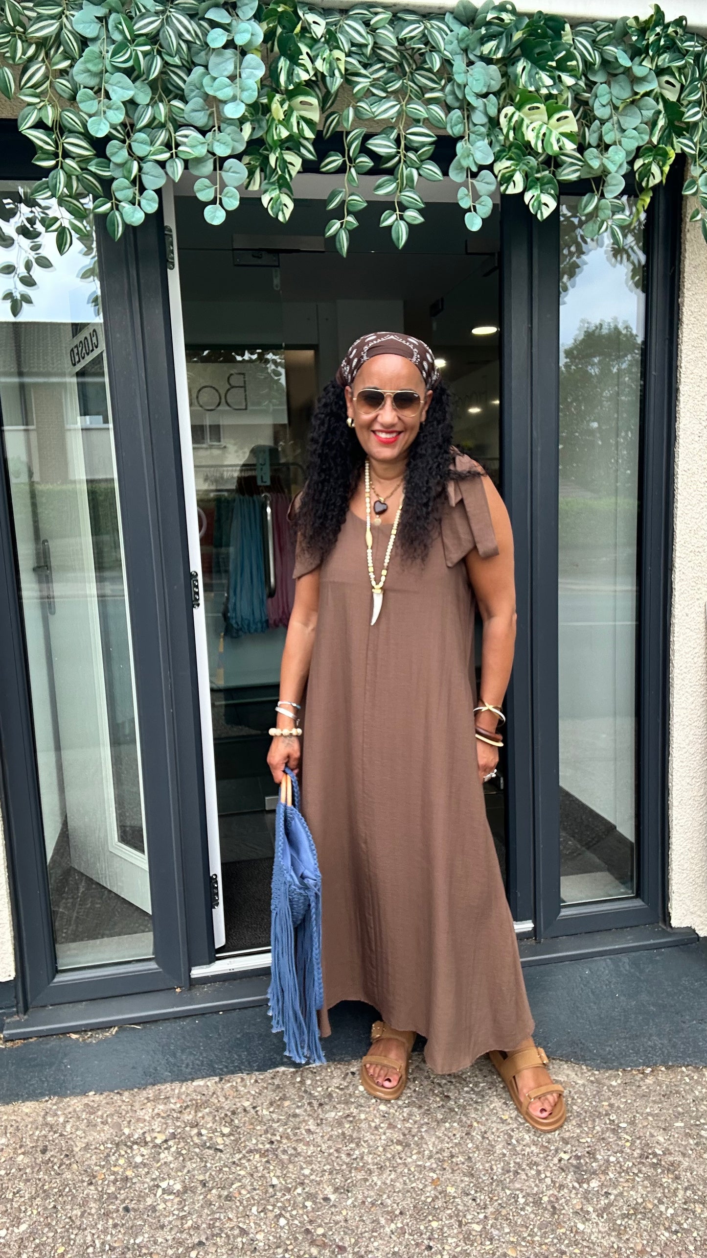 TIE SHOULDER MAXI DRESS DEEP BROWN *New