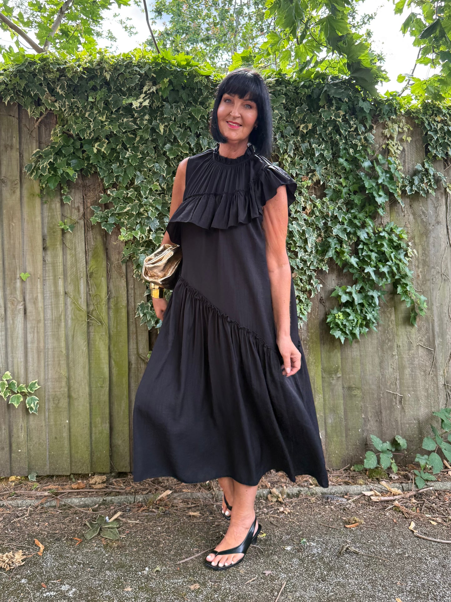 FLOWETRY FRILL MAXI DRESS BLACK *New