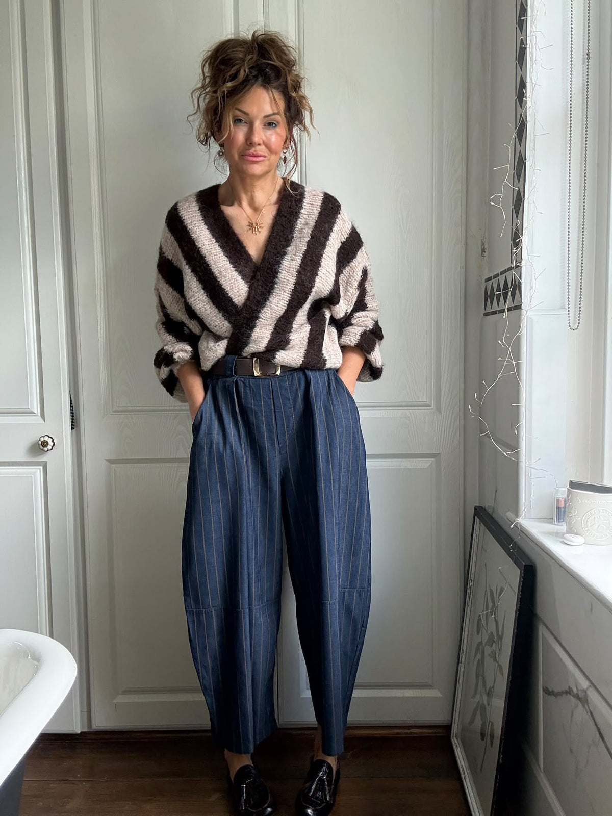 VESA STRIPE CARDIGAN CREAM & BROWN *New