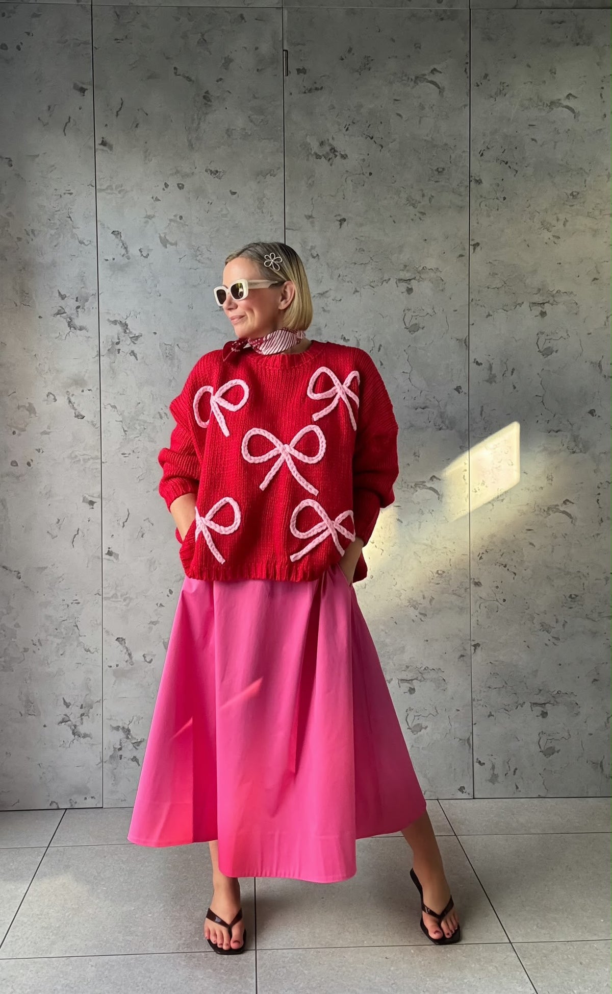 ALEX RIBBON BOW 🎀 OVERSIZED JUMPER CHERRY RED & PINK BOWS