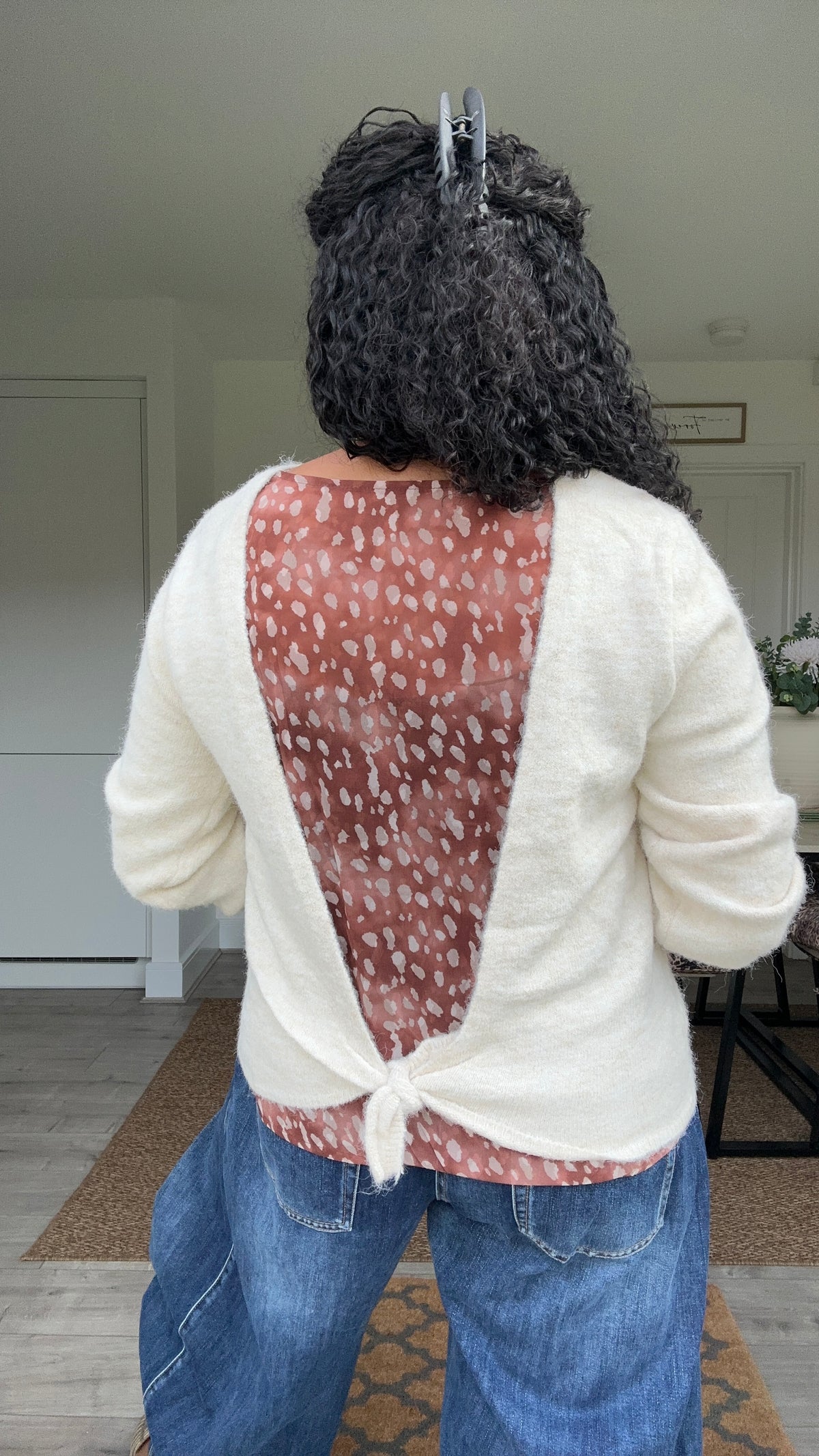 REINDEER SHEER BACK PRINT KNIT CREAM *New