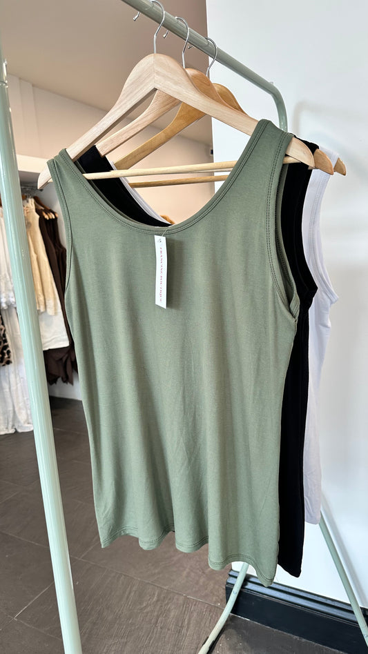 BOBBIE VEST KHAKI *New