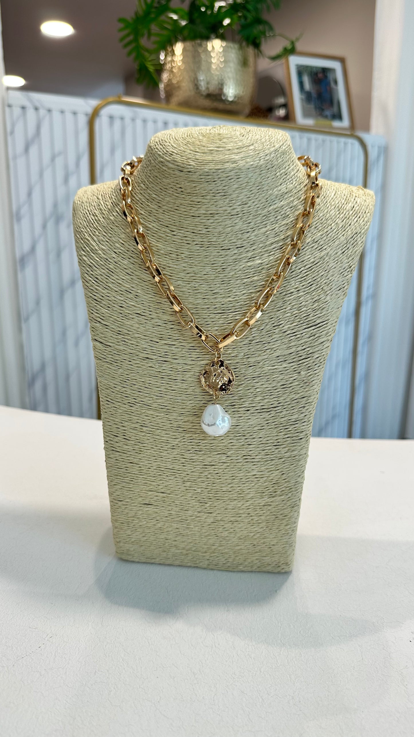 D&X PEARL AND COIN LINK CHAIN GOLD
