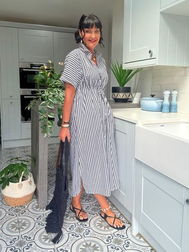 SALONE SHIRT DRESS CHARCOAL & WHITE *New