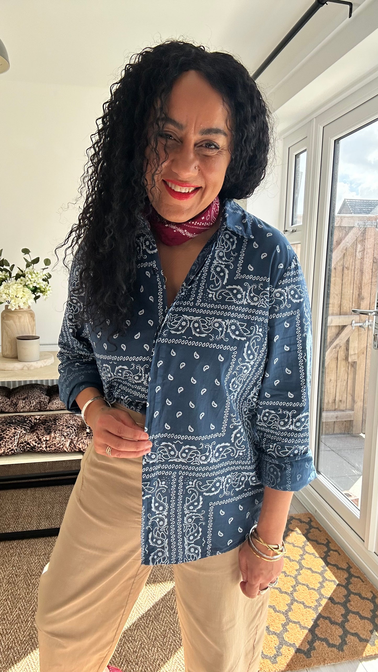 BANDANA PRINT SHIRT DENIM BLUE *New