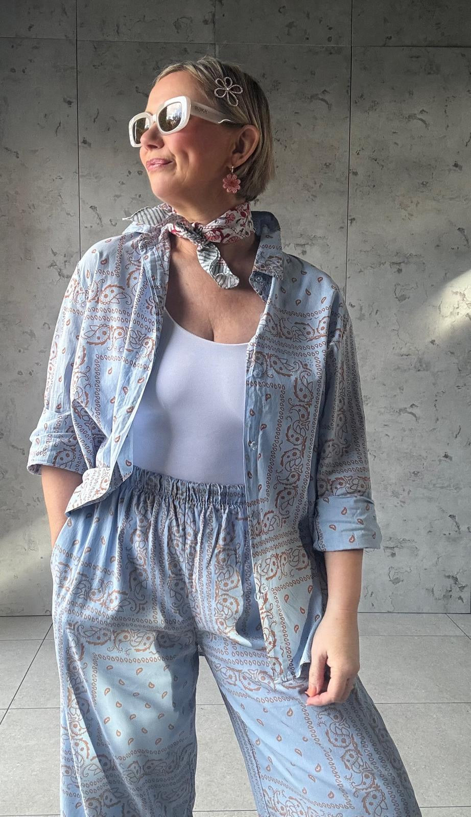 BANDANNA PRINT SHIRT POWDER BLUE  *New