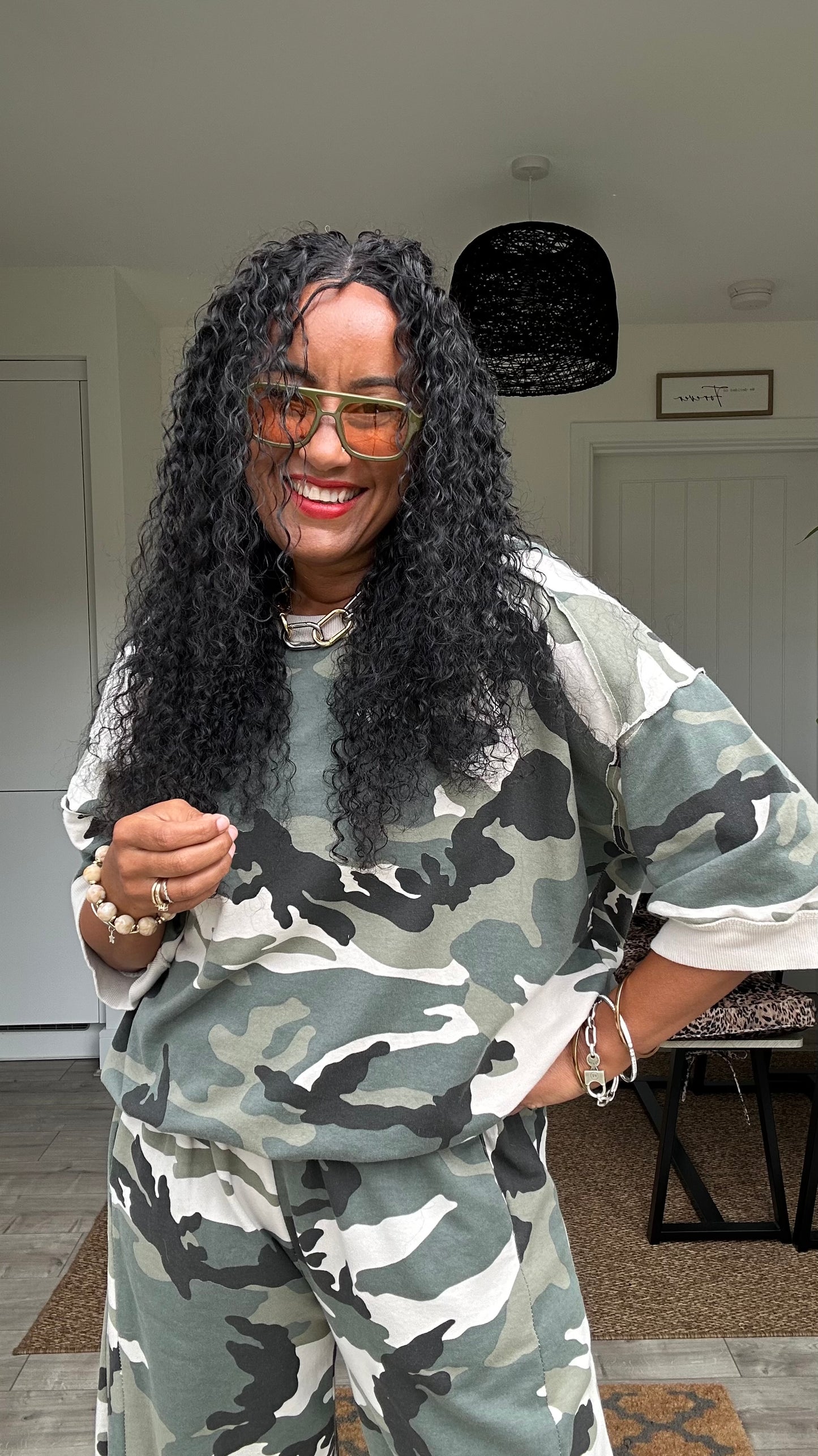 DEBORAH SWEAT TOP CAMOFLAGUE  *NEW