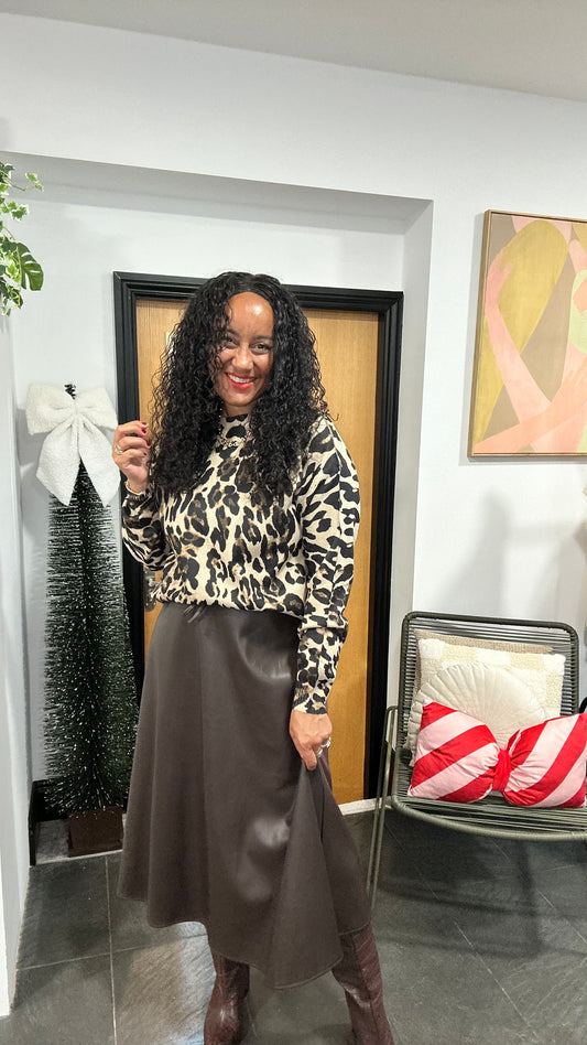 MOANA LEOPARD PRINT TEXTURED TOP *New