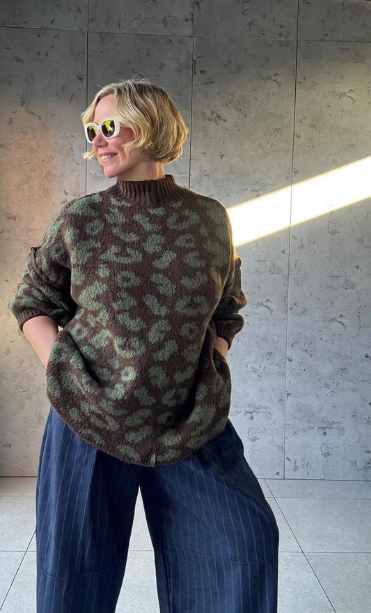 ALEX LEOPARD KNITWEAR  OLIVE & BROWN *New