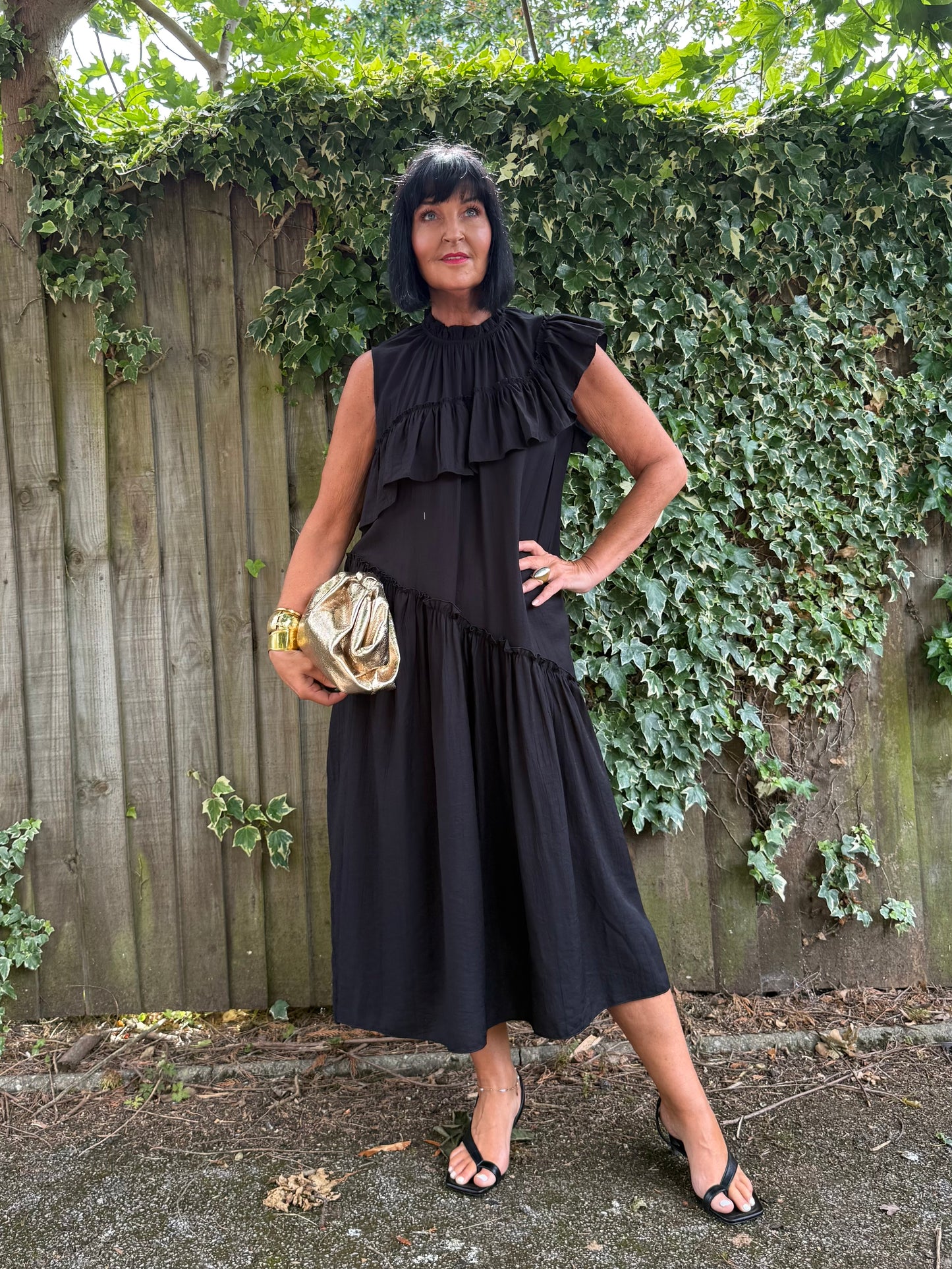 FLOWETRY FRILL MAXI DRESS BLACK *New