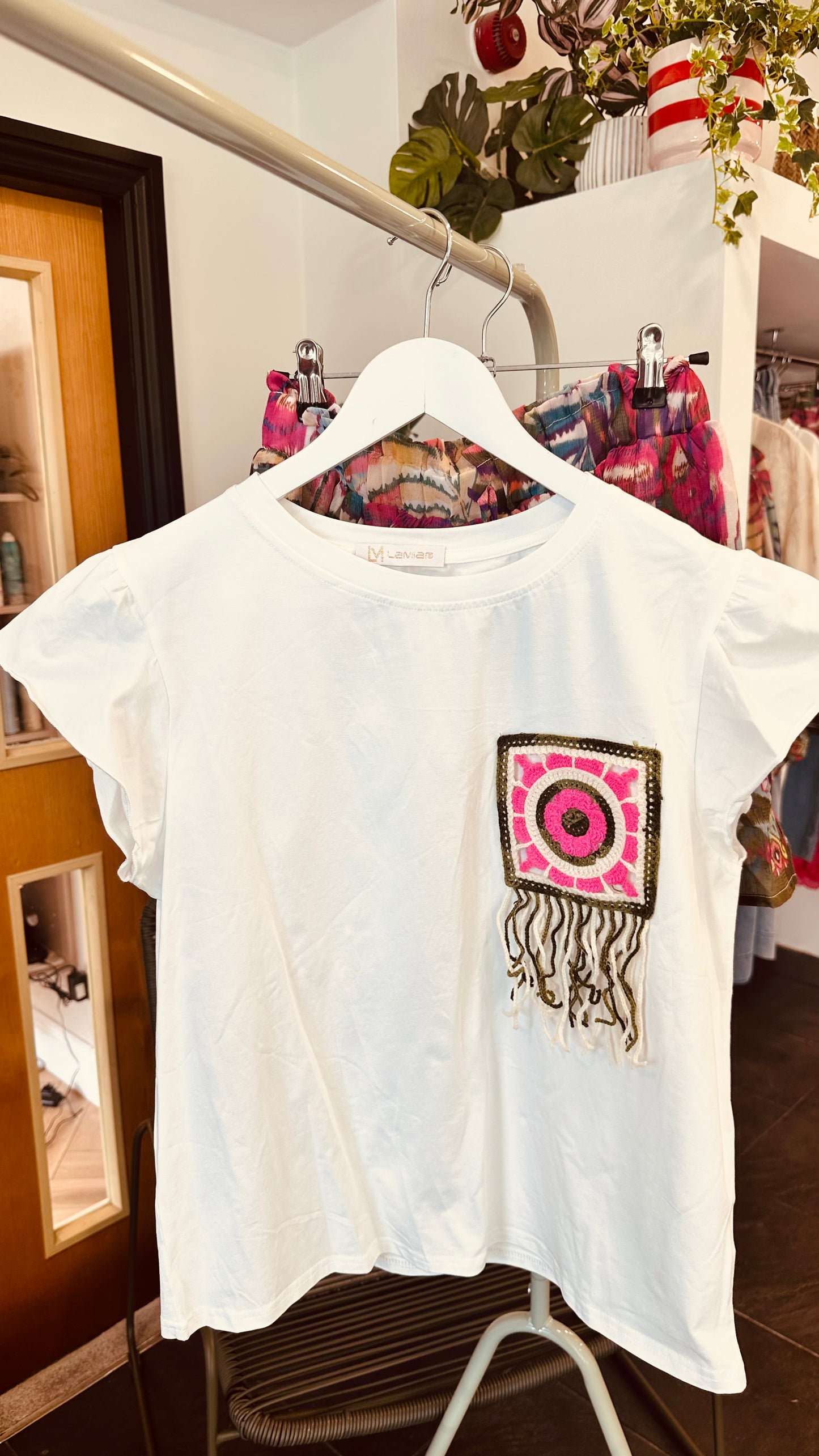 CROCHET PATCH POCKET T SHIRT WHITE *New