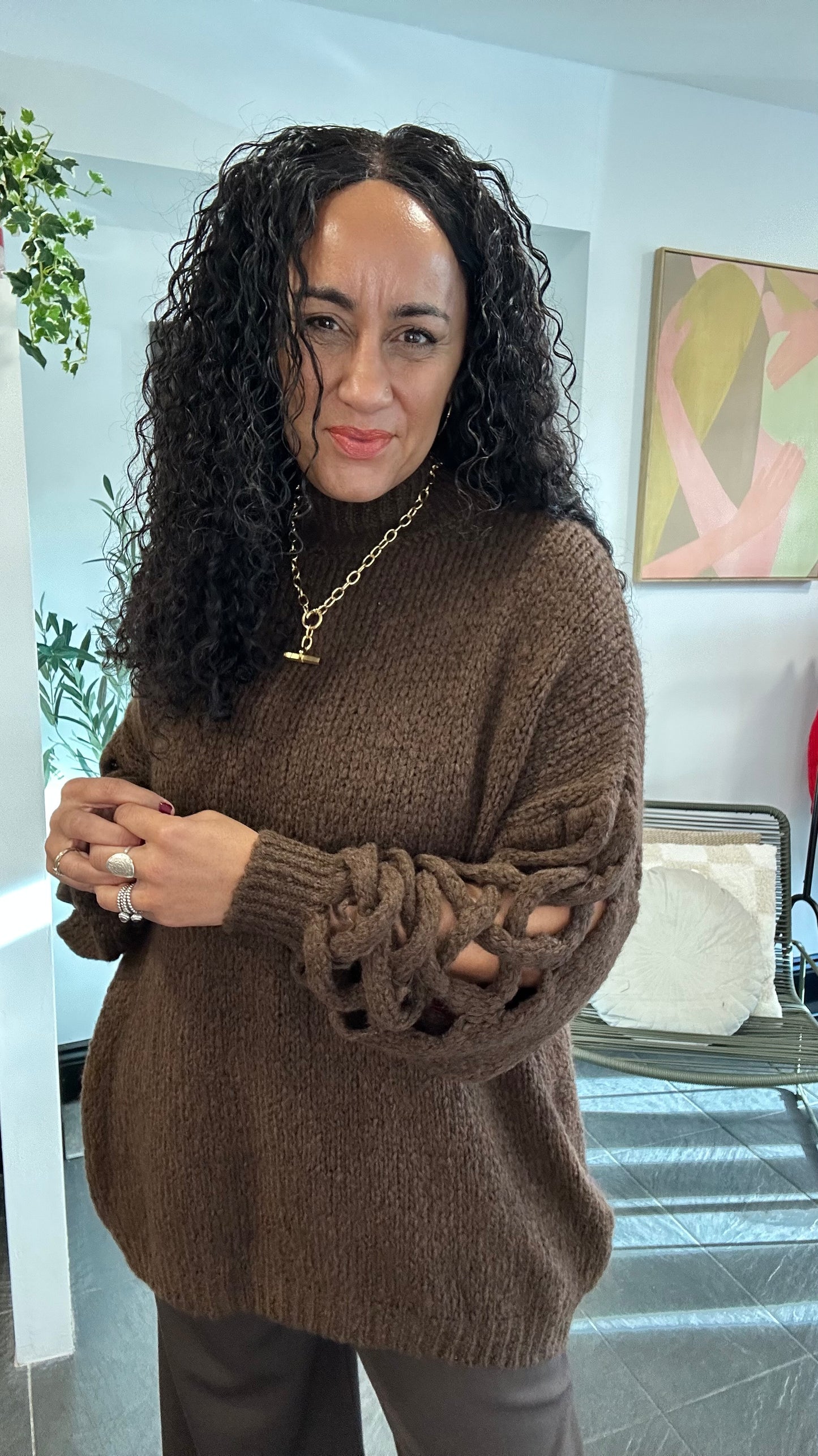 CUT OUT BALLOON SLEEVED OVERSIZED JUMPER WARM BROWN *New