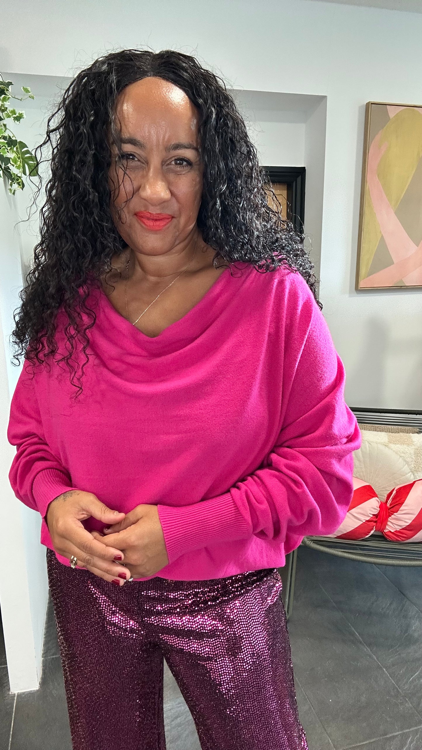 MULTIFUNCTIONAL BUTTON BACK BATWING TOP FUCHSIA PINK *New