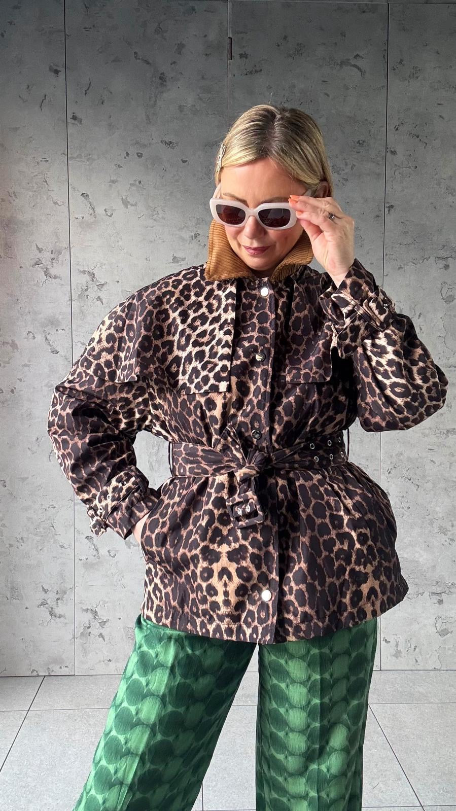 CLAUDETTE LEOPARD CAPE JACKET *New