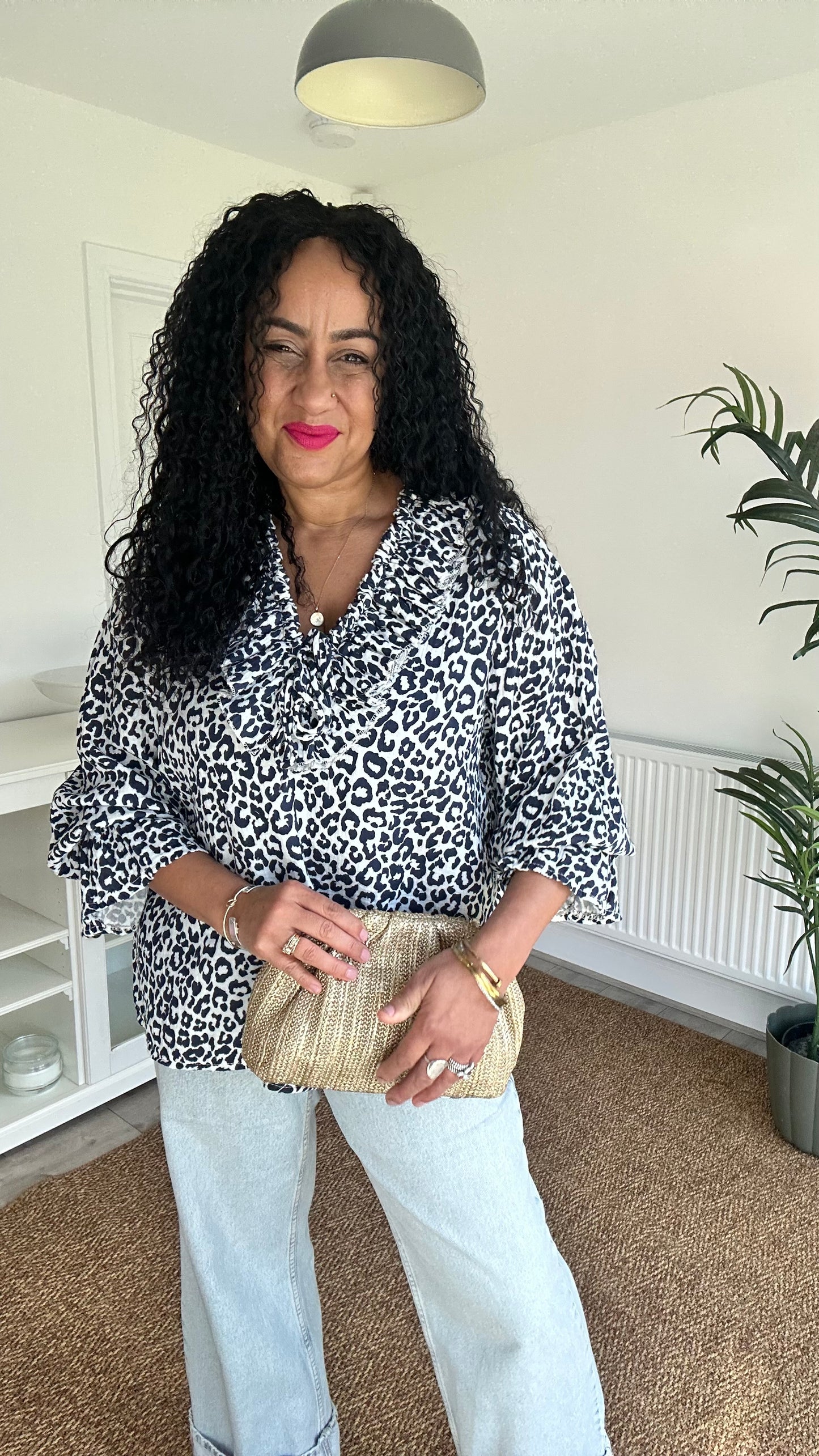 SALE TYRA RUFFLE BLOUSE LEOPARD BLUE