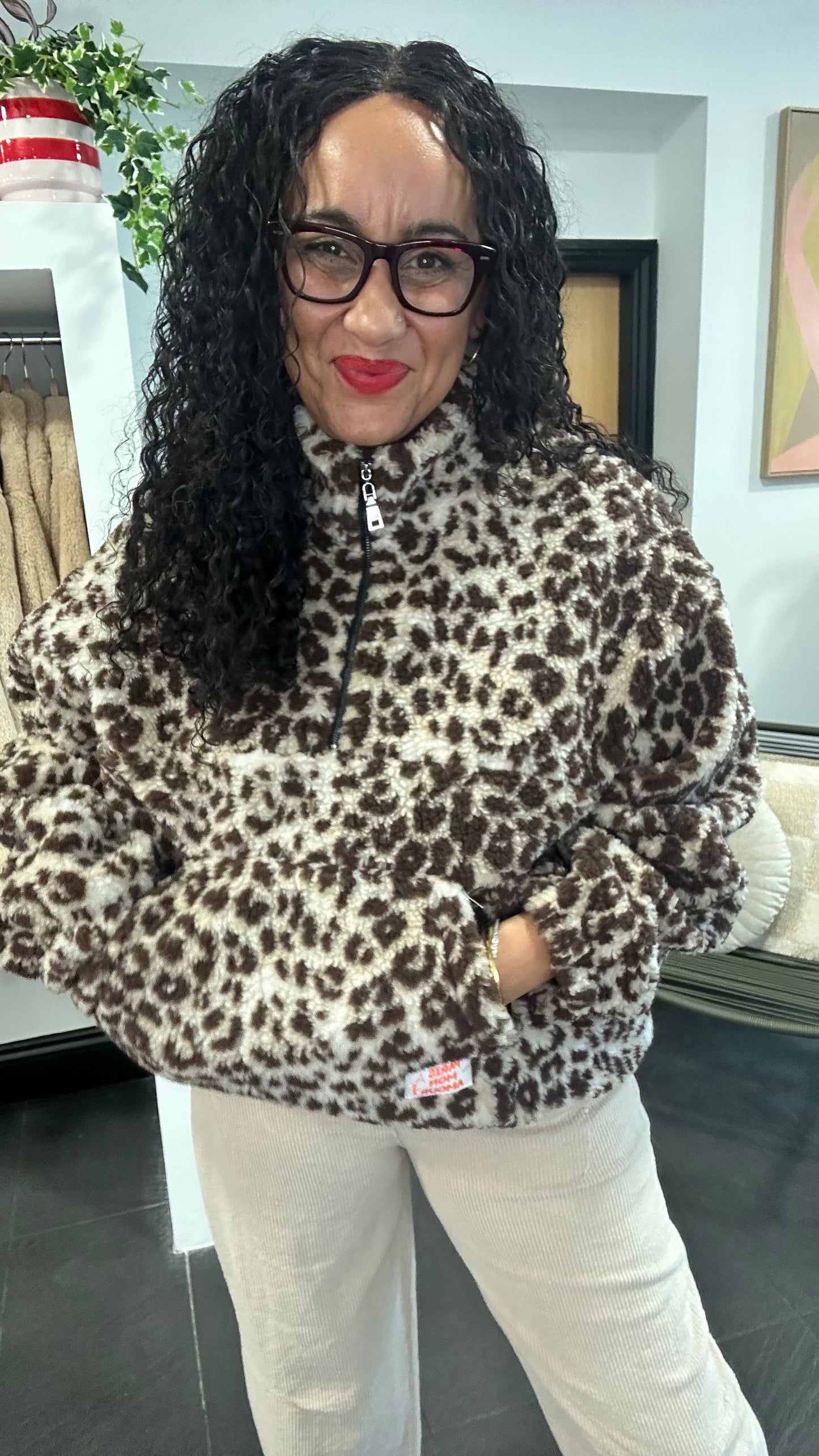 SALE SNOW LEOPARD FLEECE TOP CARAMEL BROWN