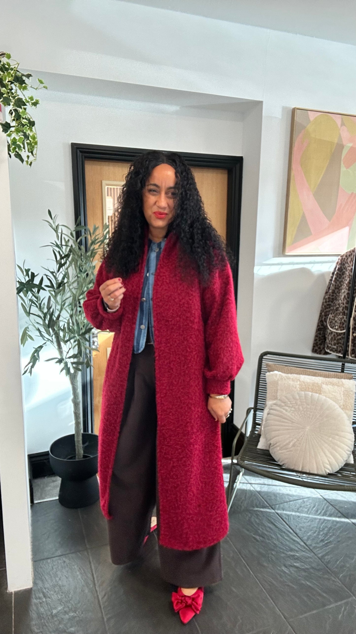 ALMA COATIGAN BURGUNDY WINE *NEW